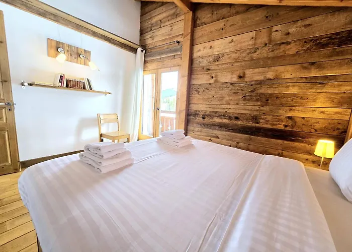 Near Slops Côte 2000 * Megève