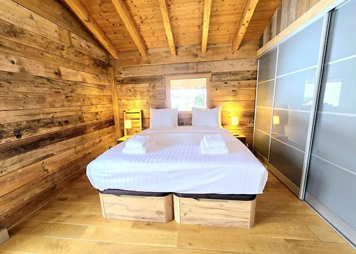 Chalé Near Slops Côte 2000 *