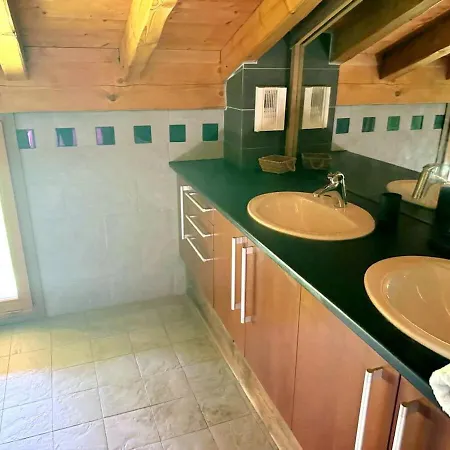 Holiday home Cote 2000 Inski Out